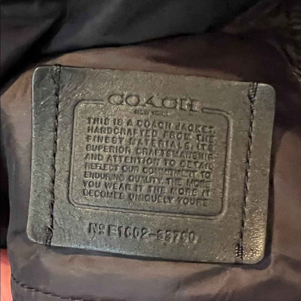 Coach Men's Reversible Black and Navy Vest with Down Filling - Picture 5 of 8
